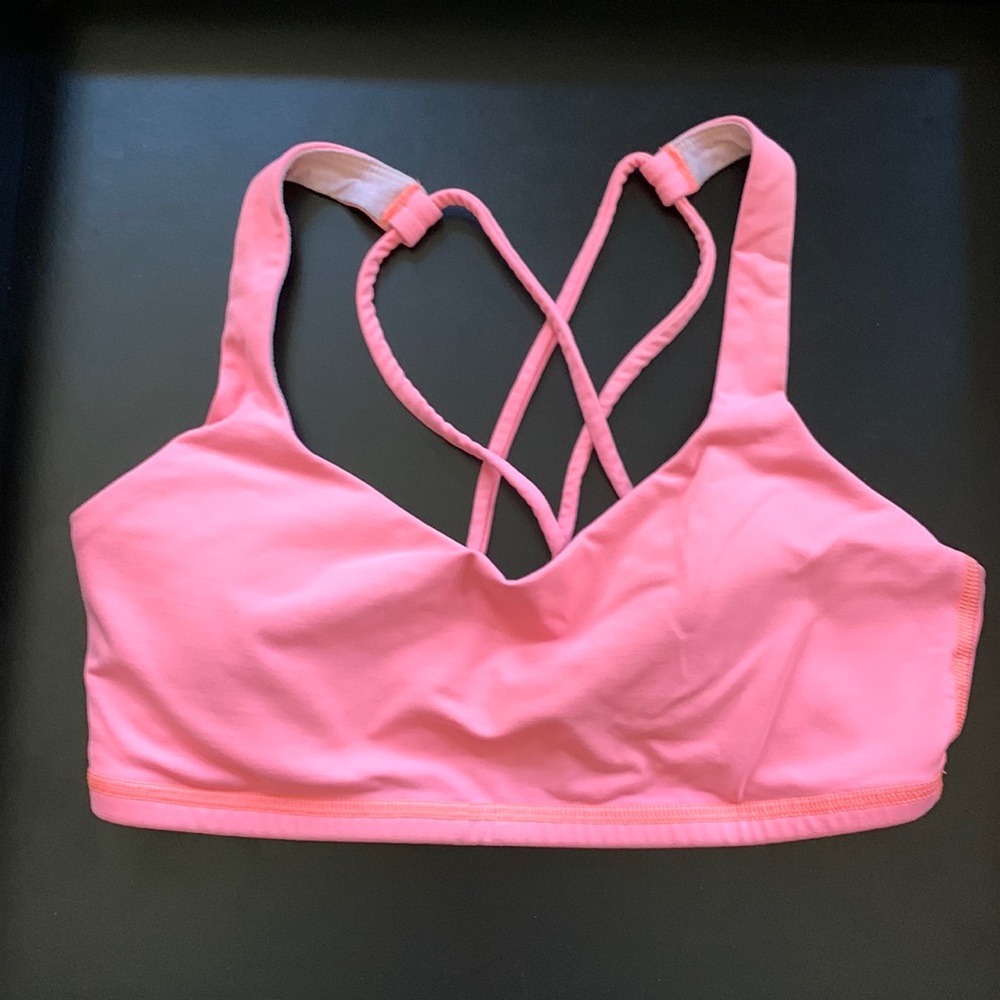 SOLD - Lululemon Free to Be Bra Size 4